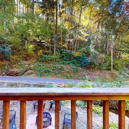 Dancing Brook Hotel Gatlinburg Exterior photo